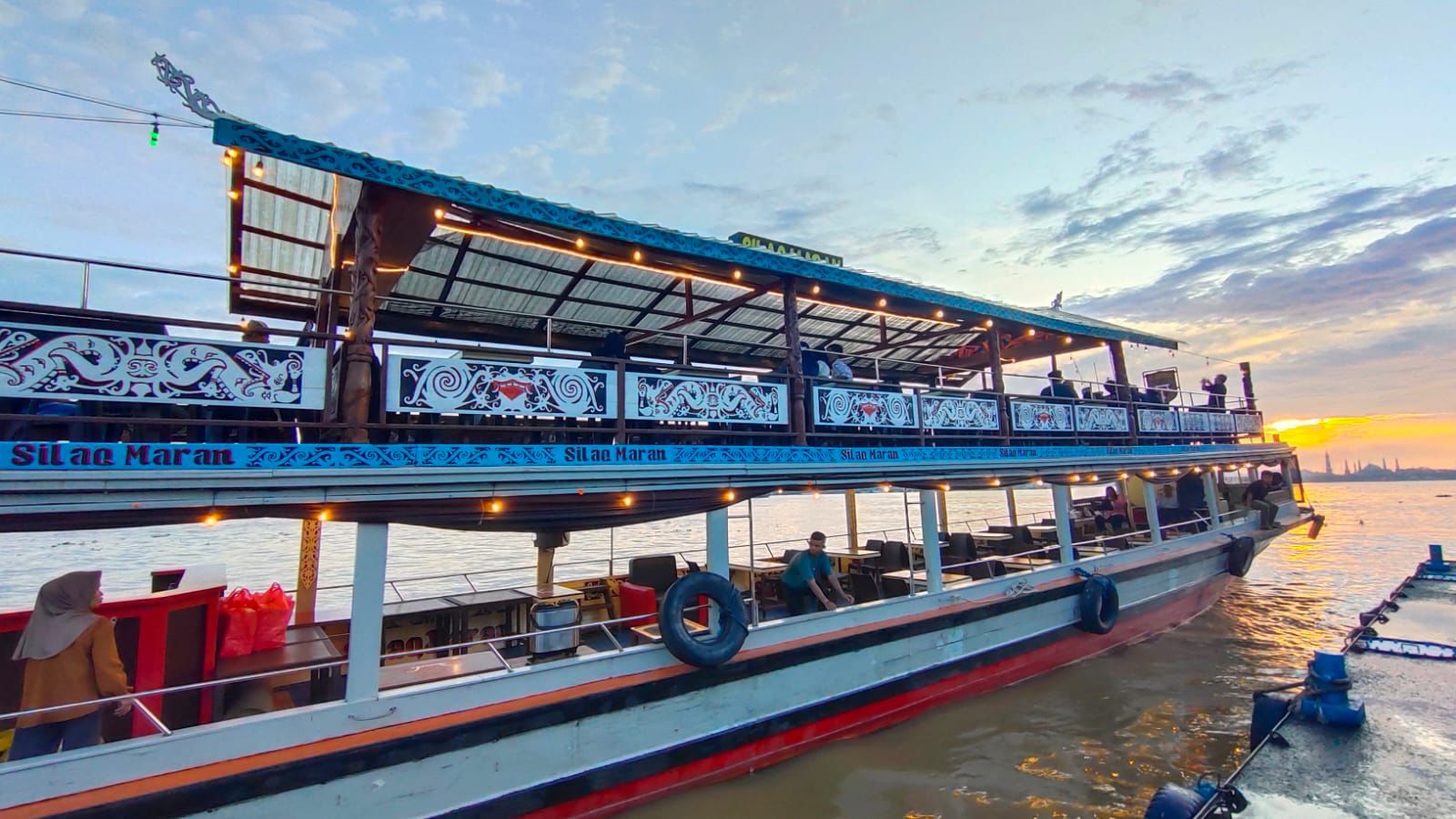 wisata susur sungai mahakam